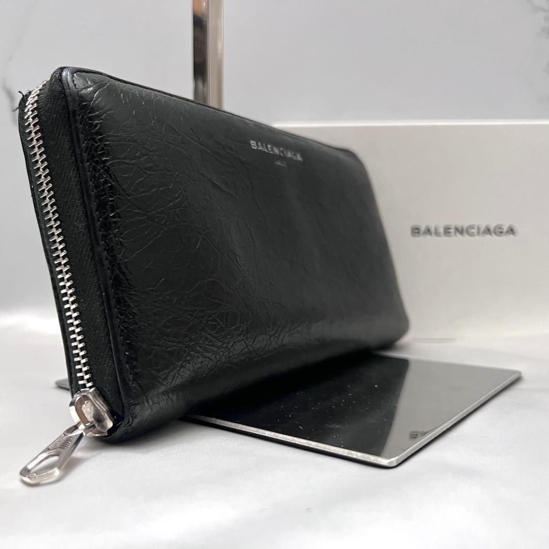 ◇美品◇バレンシアガ　ラウンドジップ長財布　ブラック×シルバーロゴ　レザー ◇美品◇バレンシアガ ラウンドジップ長財布 オールブラック×シルバー