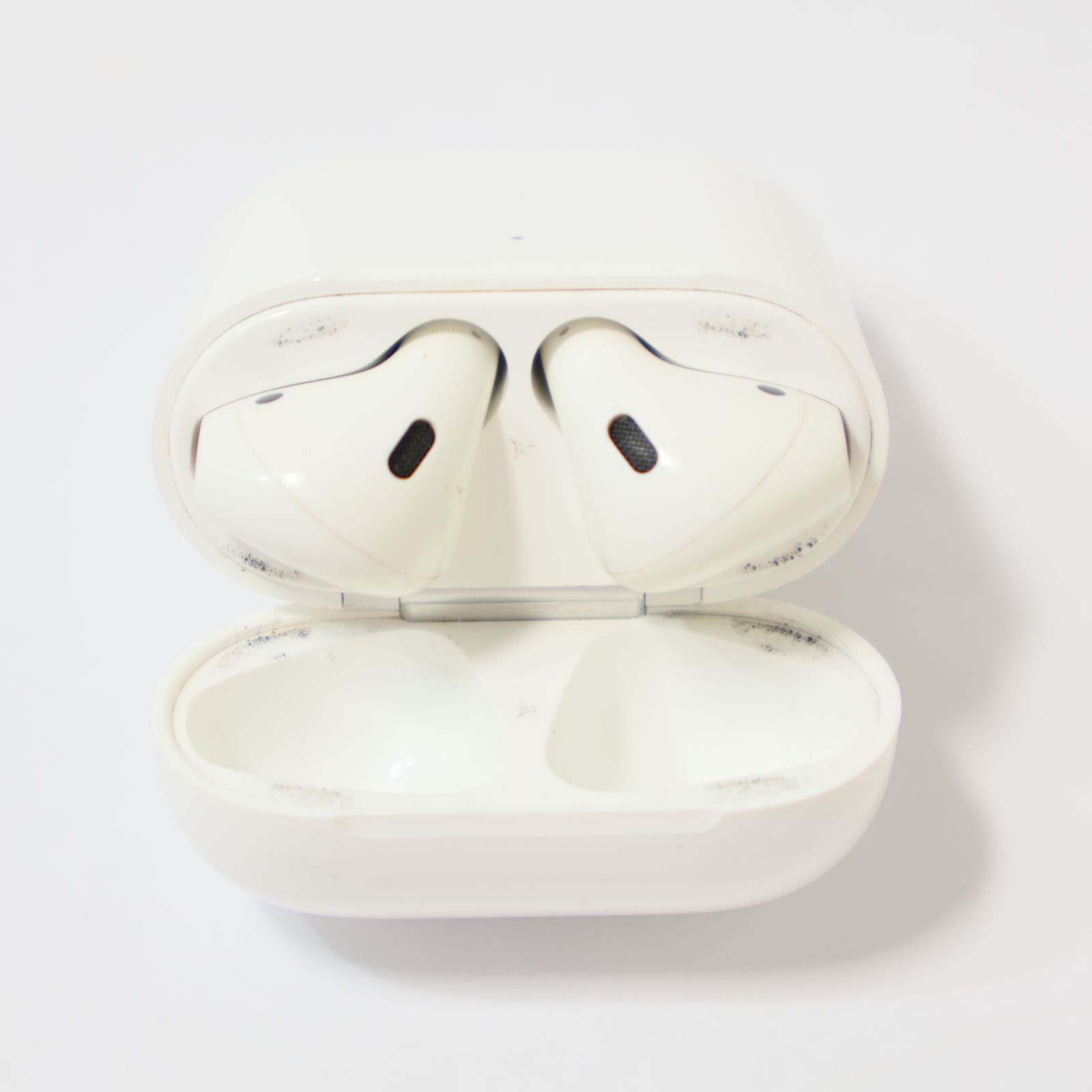 Apple MRX2J/A AirPods A2032 A2031 A1938 動作未確認 - メルカリ