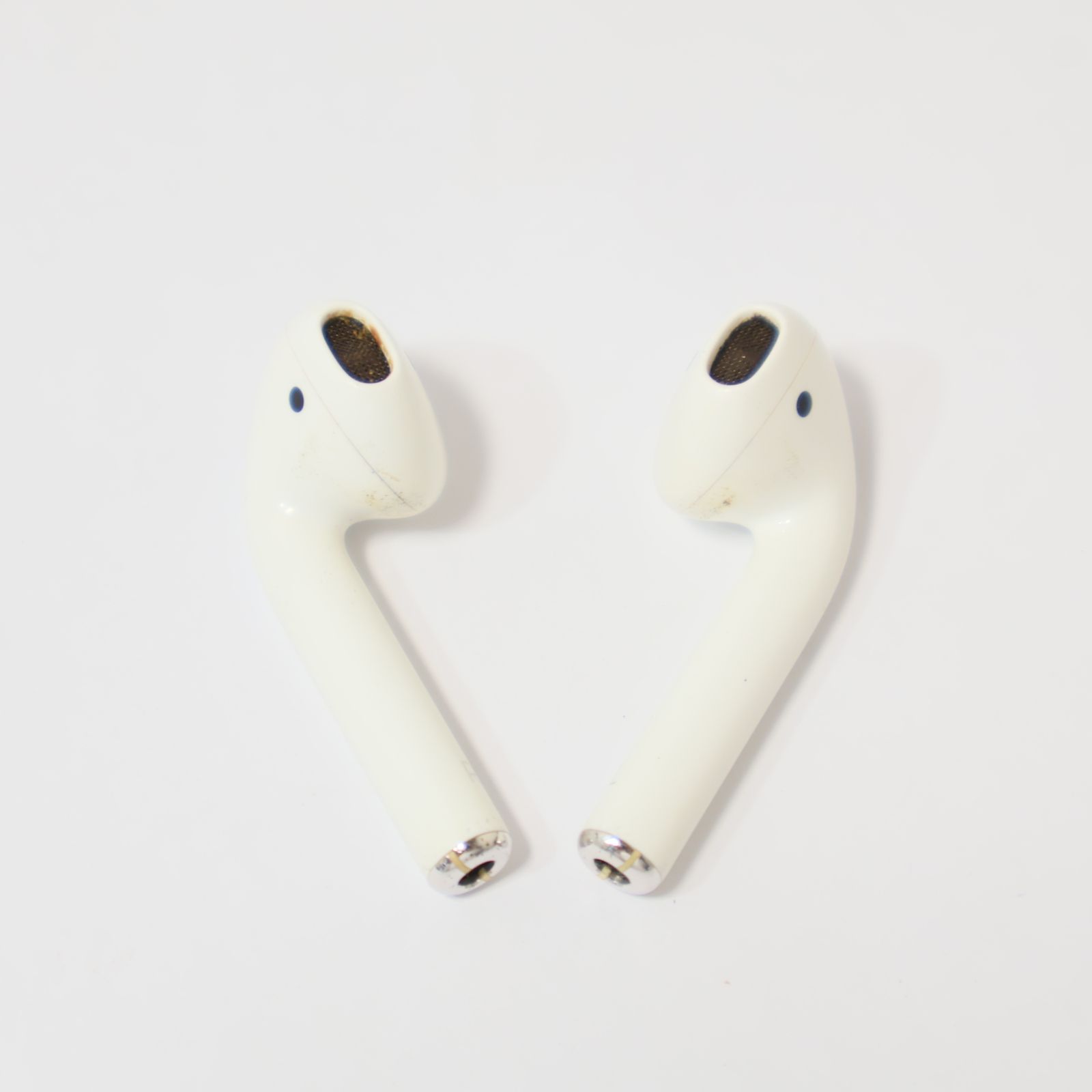 Apple MRX2J/A AirPods A2032 A2031 A1938 動作未確認 - メルカリ