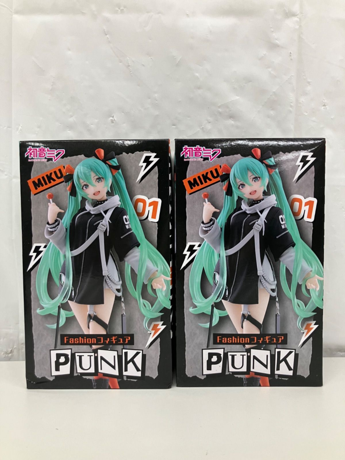 未開封 初音ミク Fashion punk フィギュア 2個セット LF4F71 f107