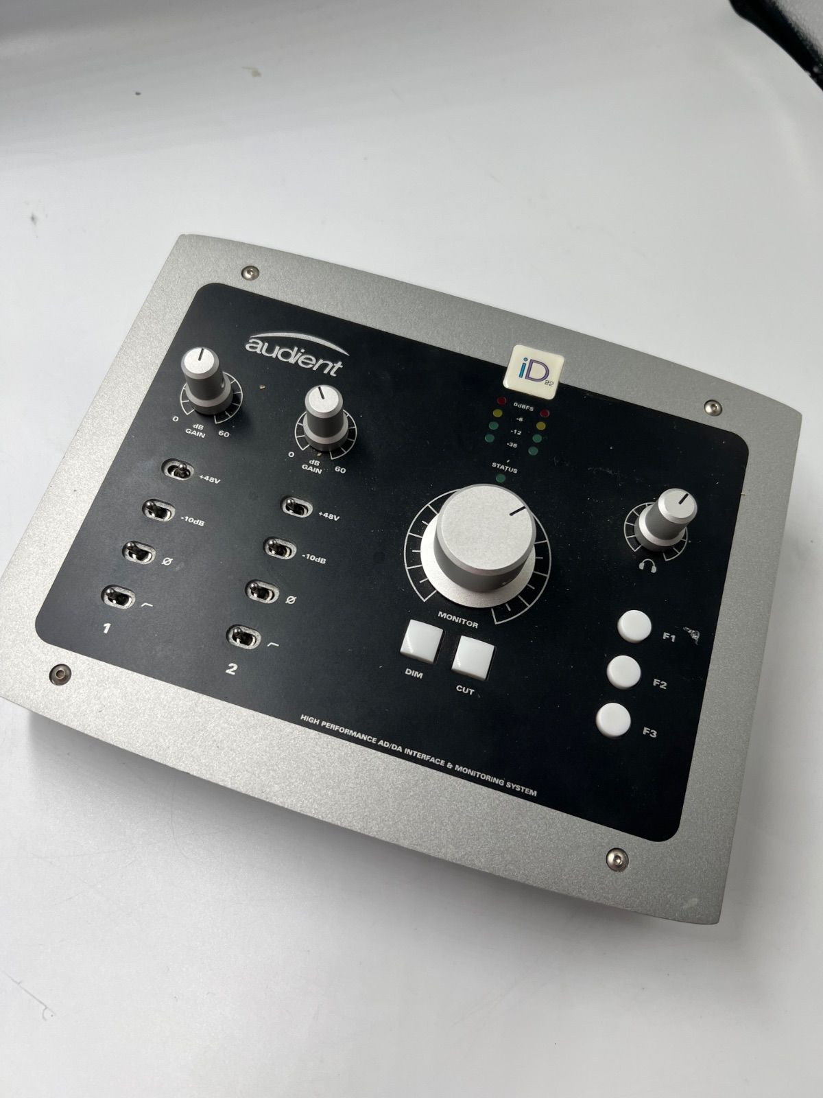 送料無料】audient iD22 ジャンク品 - メルカリ