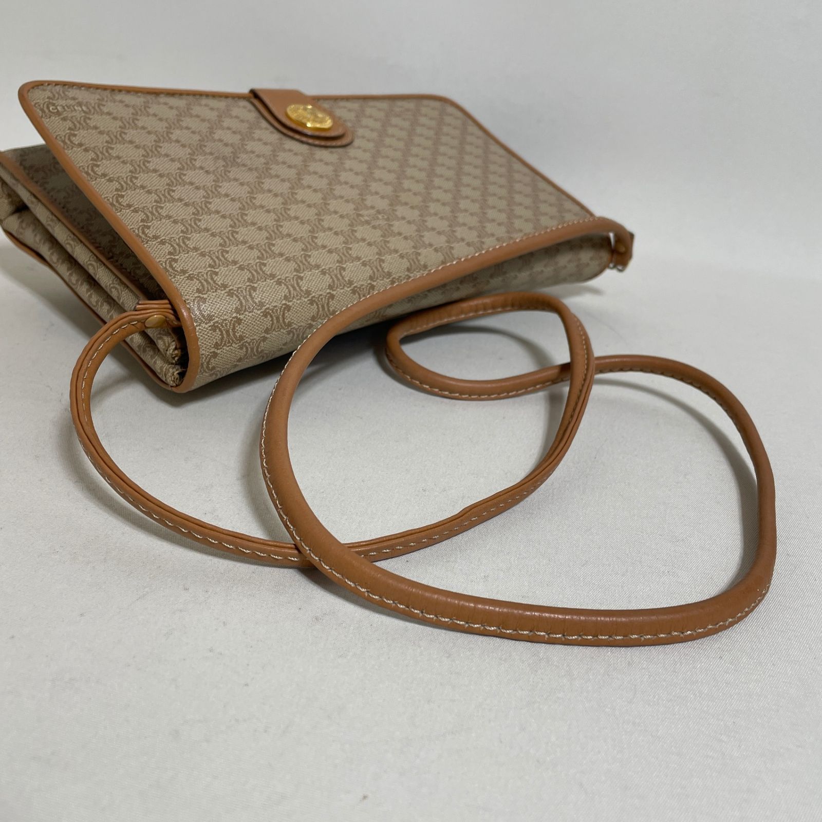2604-118｜美品｜セリーヌ ショルダーバッグ マカダム柄 トリオンフ 