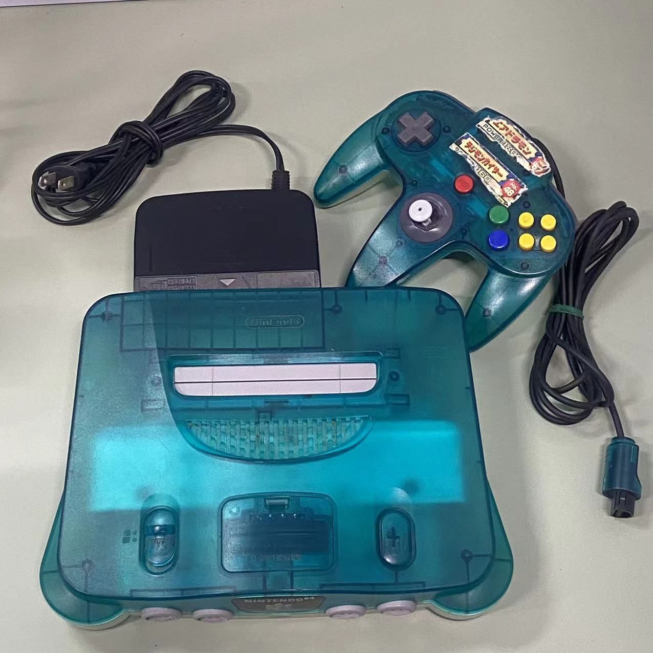 ニンテンドー64 NUS-001 コントローラー1個付き 動作確認済み 任天堂 ゲーム機 ロクヨン Nintendo 64 札幌市 清田区 平岡 NINTENDO64 (ニンテンドー64) 本体 NUS-001(JPN) : 七色ドラッグ