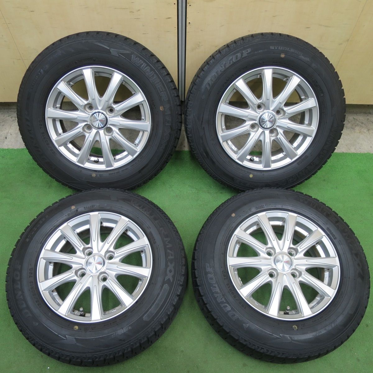 バリ溝！22年！キレイ！8.5分★スタッドレス 155/80R13 ダンロップ ウインターマックス WM02 JOKER ジョーカー 13インチ PCD100/4H★6040601TTス
