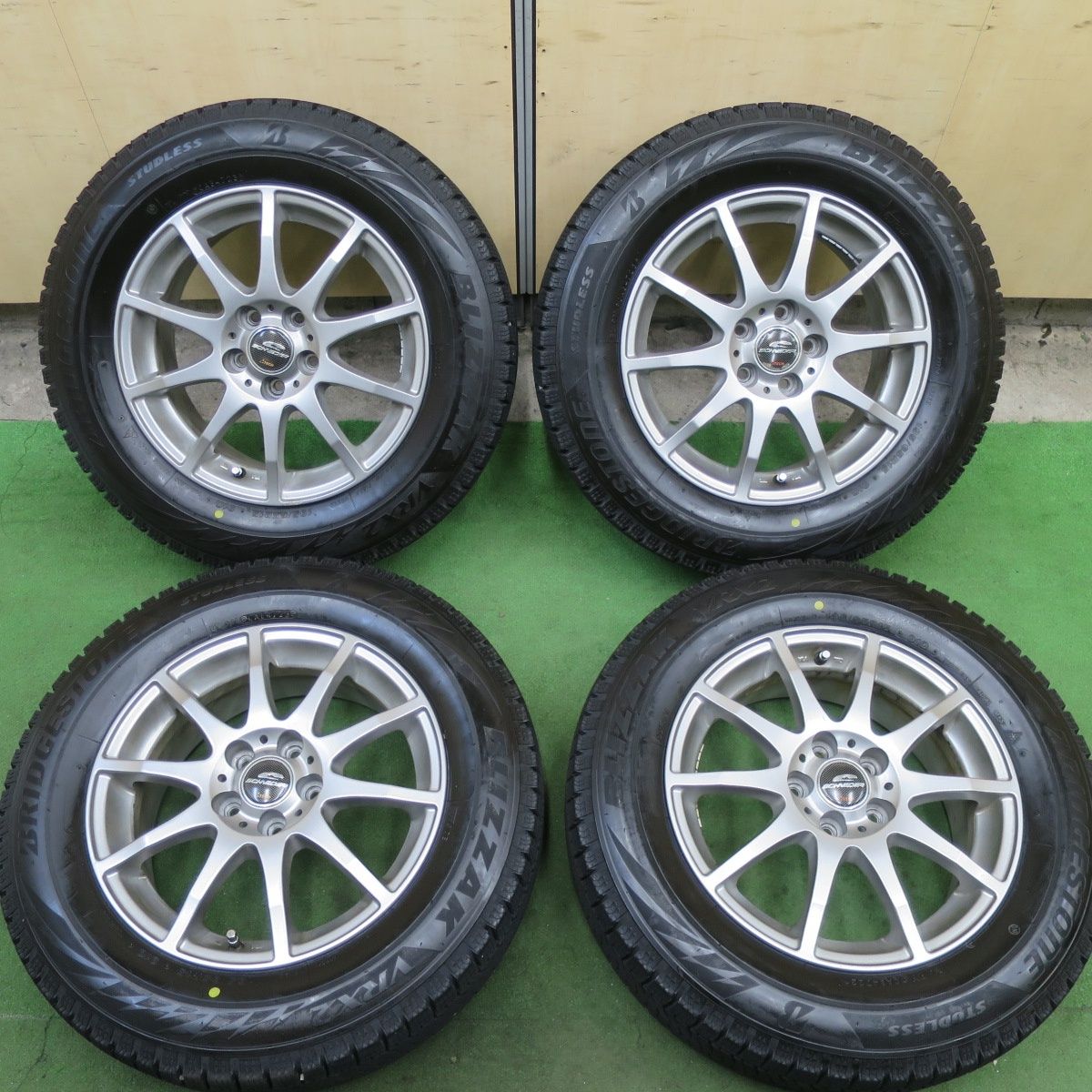 バリ溝！23年！キレイ！9.5分☆プリウス 等 195/65R15 スタッドレス 