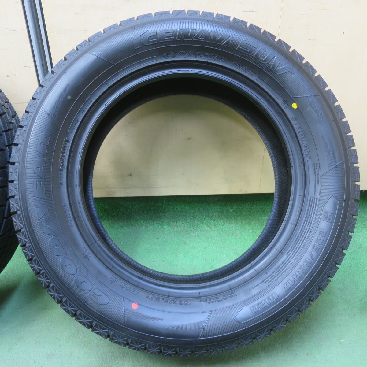 未使用！25年☆スタッドレス 225/65R17 グッドイヤー アイスナビ SUV 