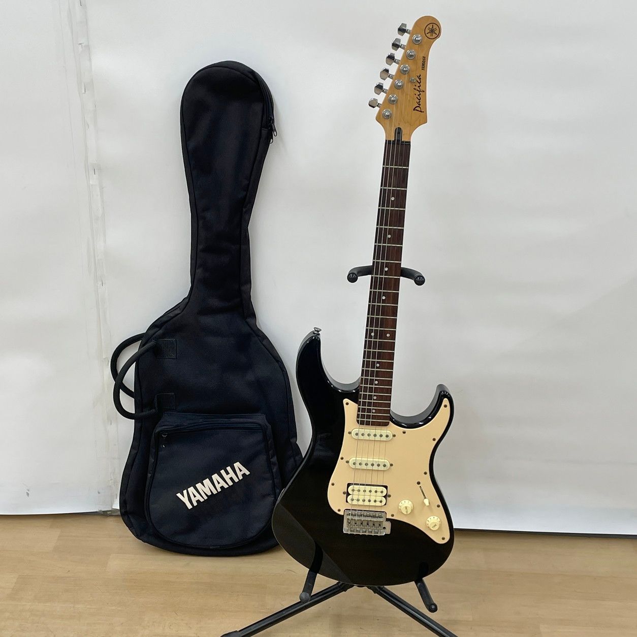 ギター YAMAHA エレクトリックギター PAC-112