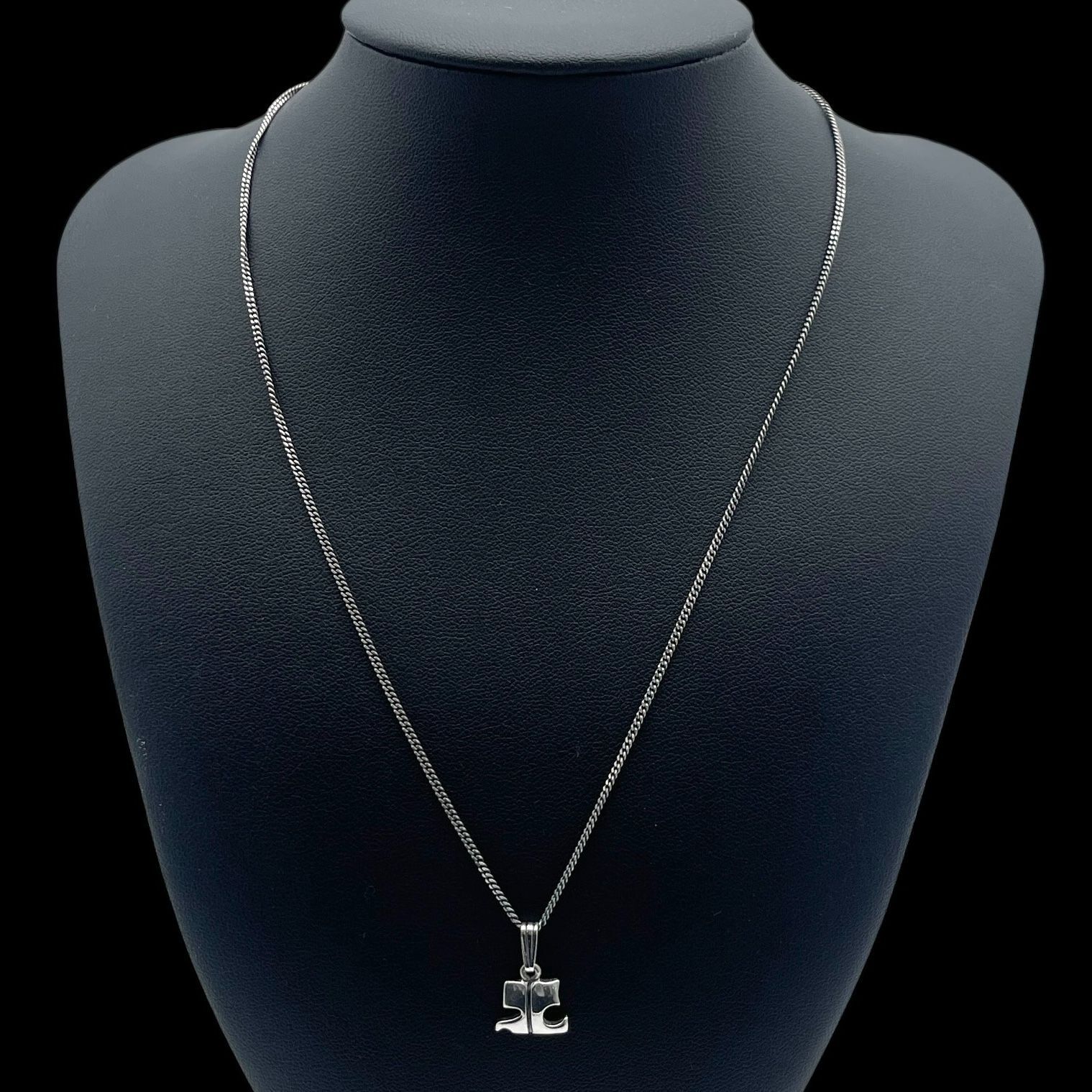 Courreges クレージュ ネックレス シルバー925 ロゴ 刻印 アクセサリー 