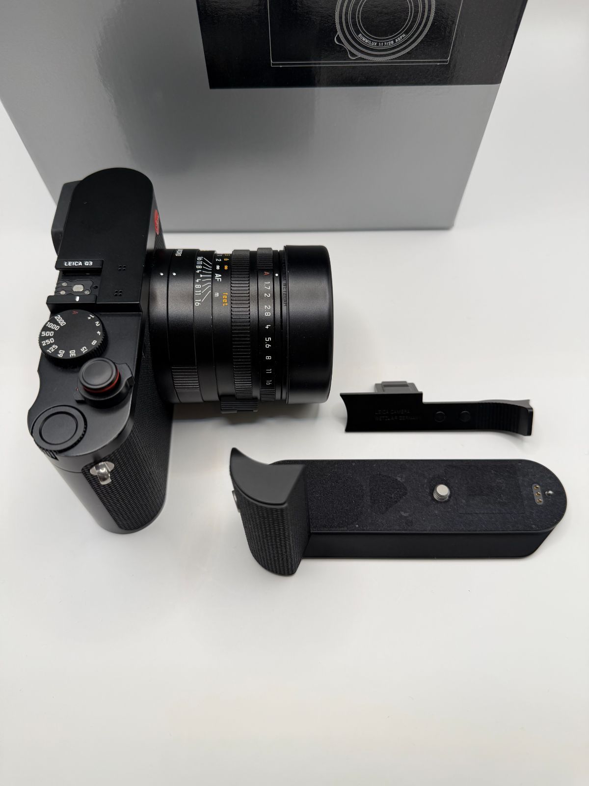 【超美品】Leica Q3 純正付属品多数 Leica Q3 ブラック 美品 付属品完備＋純正アクセサリー多数セット