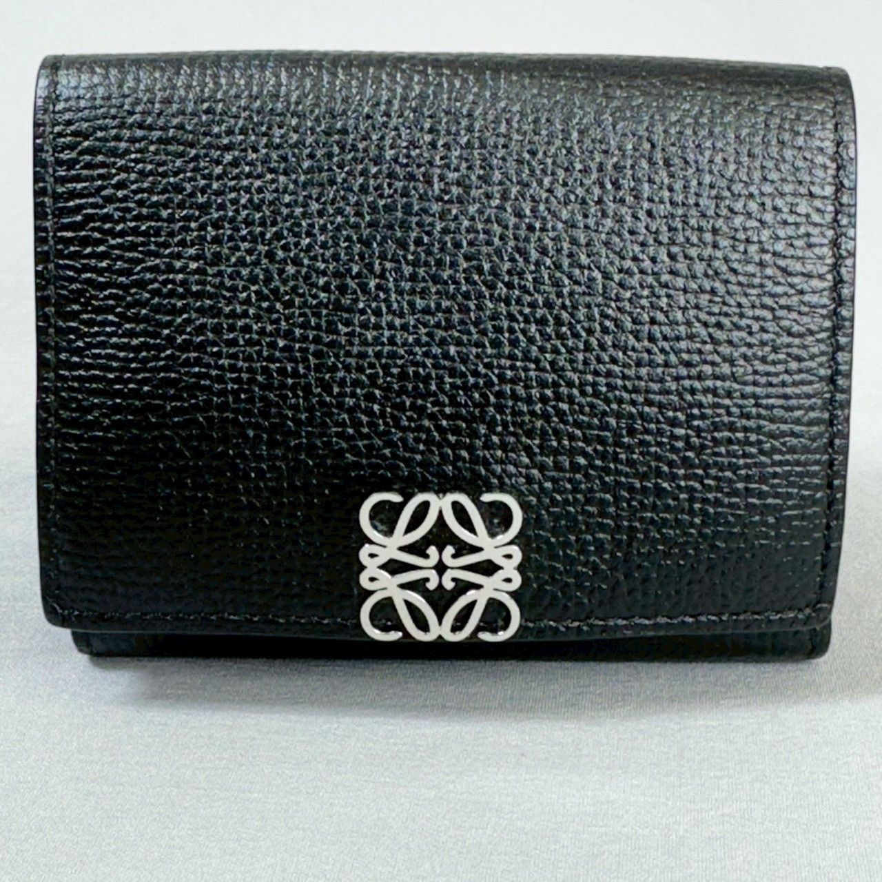 美品】LOEWE ロエベ アナグラム Wホック コンパクト 三つ折り 財布