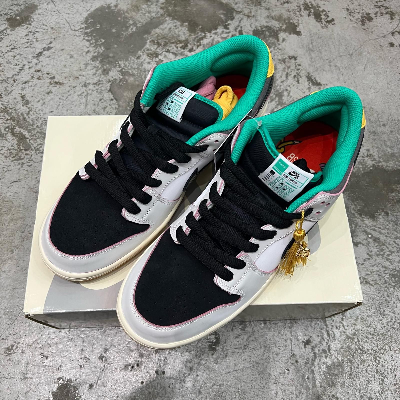 未使用 NIKE SB × CSEF Dunk Low Pro QS 