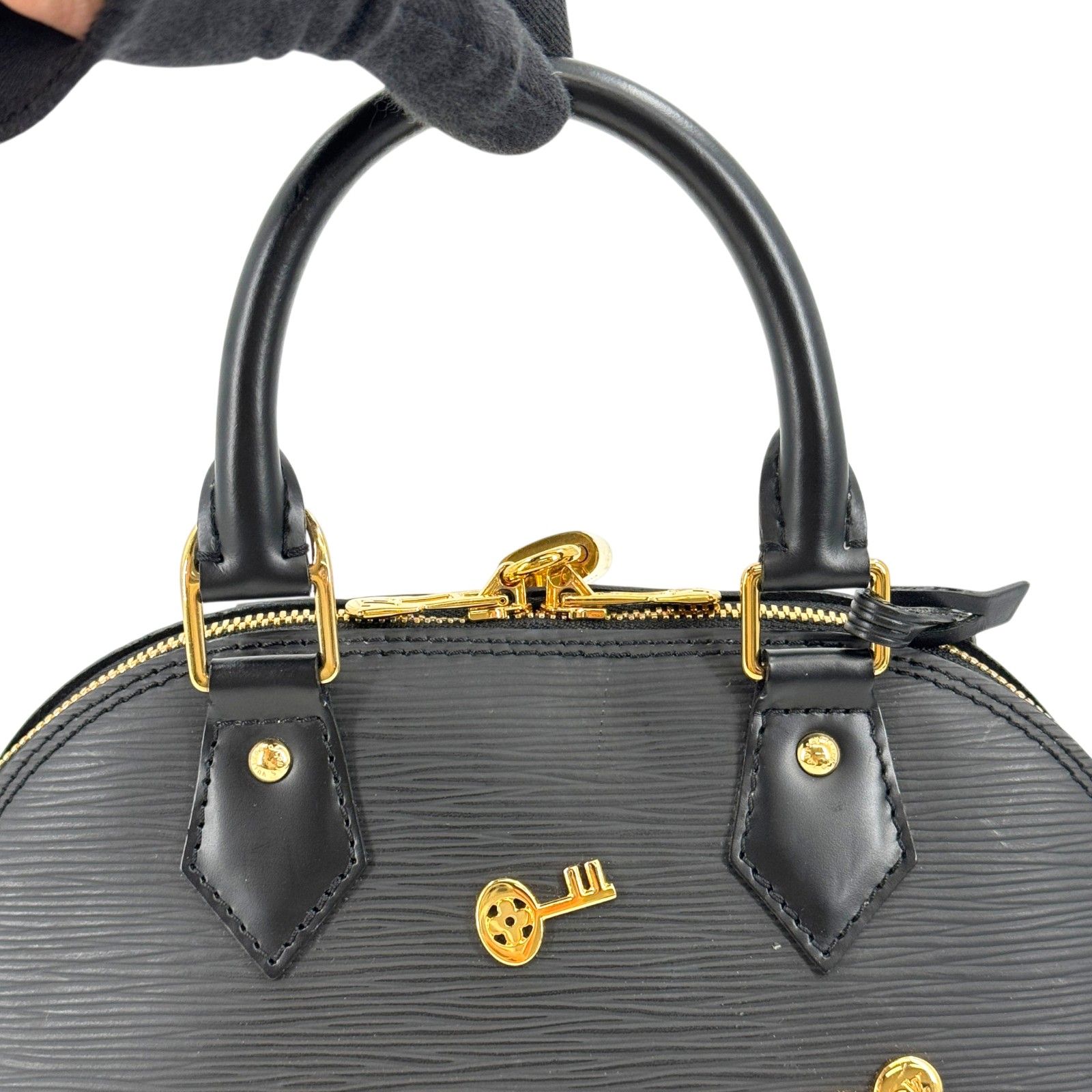 LOUIS VUITTON エピ ノワール ラブロック アルマ BB M52884 