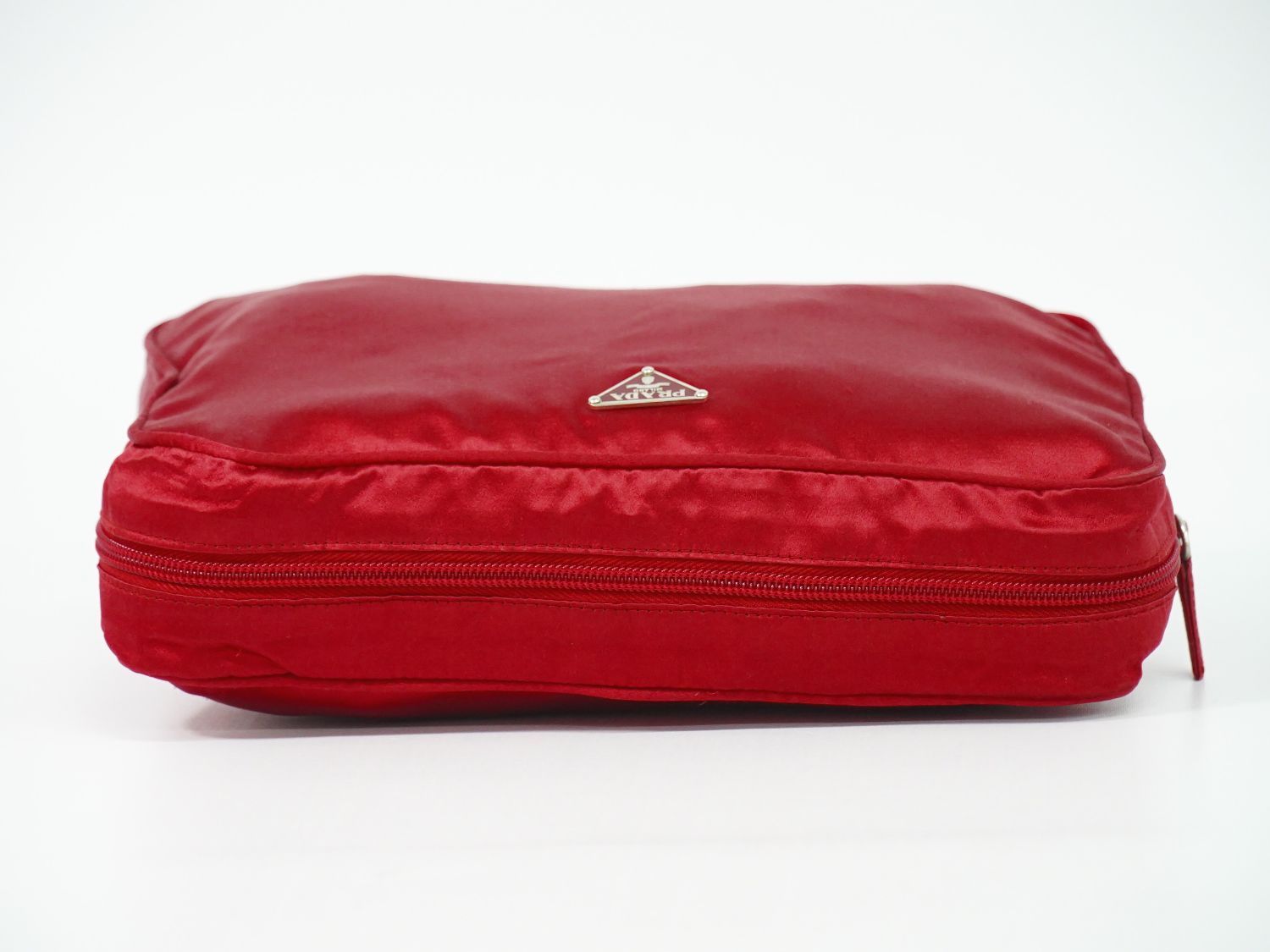 本物 プラダ PRADA サテン ポーチ 小物入れ レッド 雑貨小物 中古