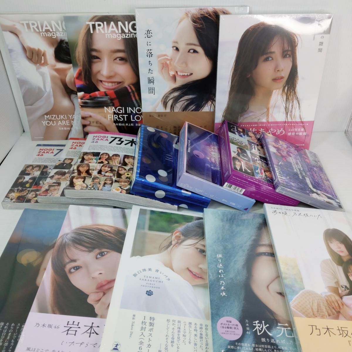 中古品】乃木坂46 グッズ16点まとめ売り 写真集 ライブDVDなど 〇YR
