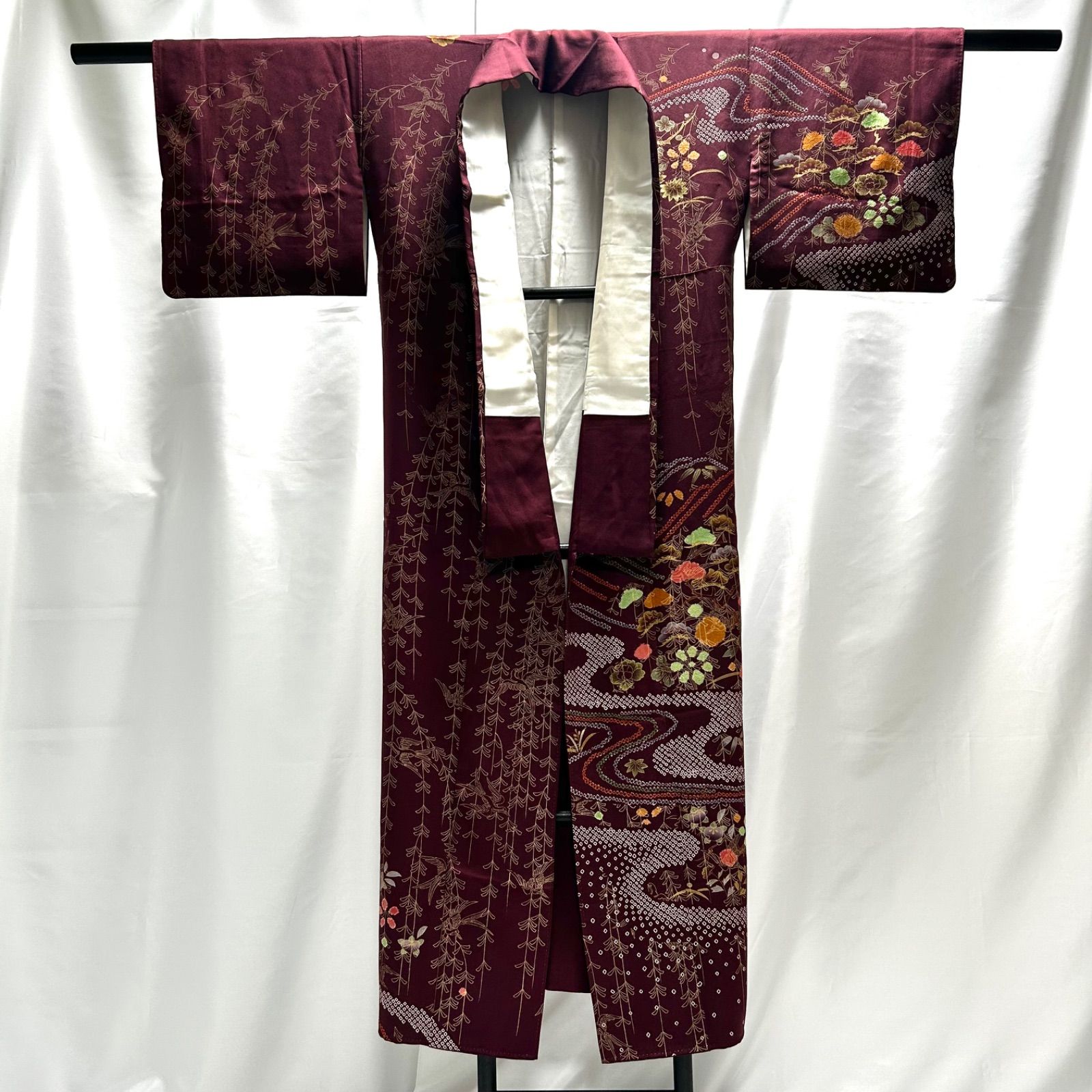 着物 訪問着 えんじ色 絞り 総柄 華やか 花 レディース 中古品 管理 