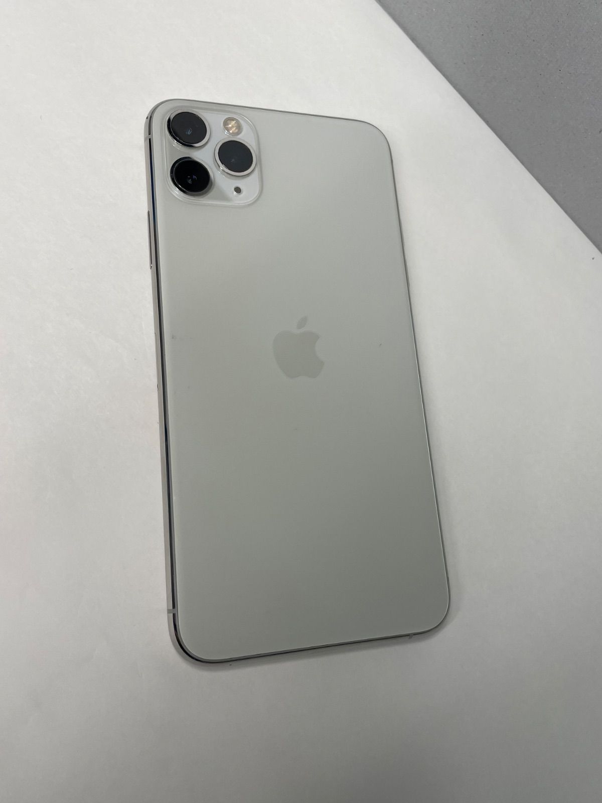 iPhone 13 Pro 128GB SIMフリー 電池100% 86899 29,185円