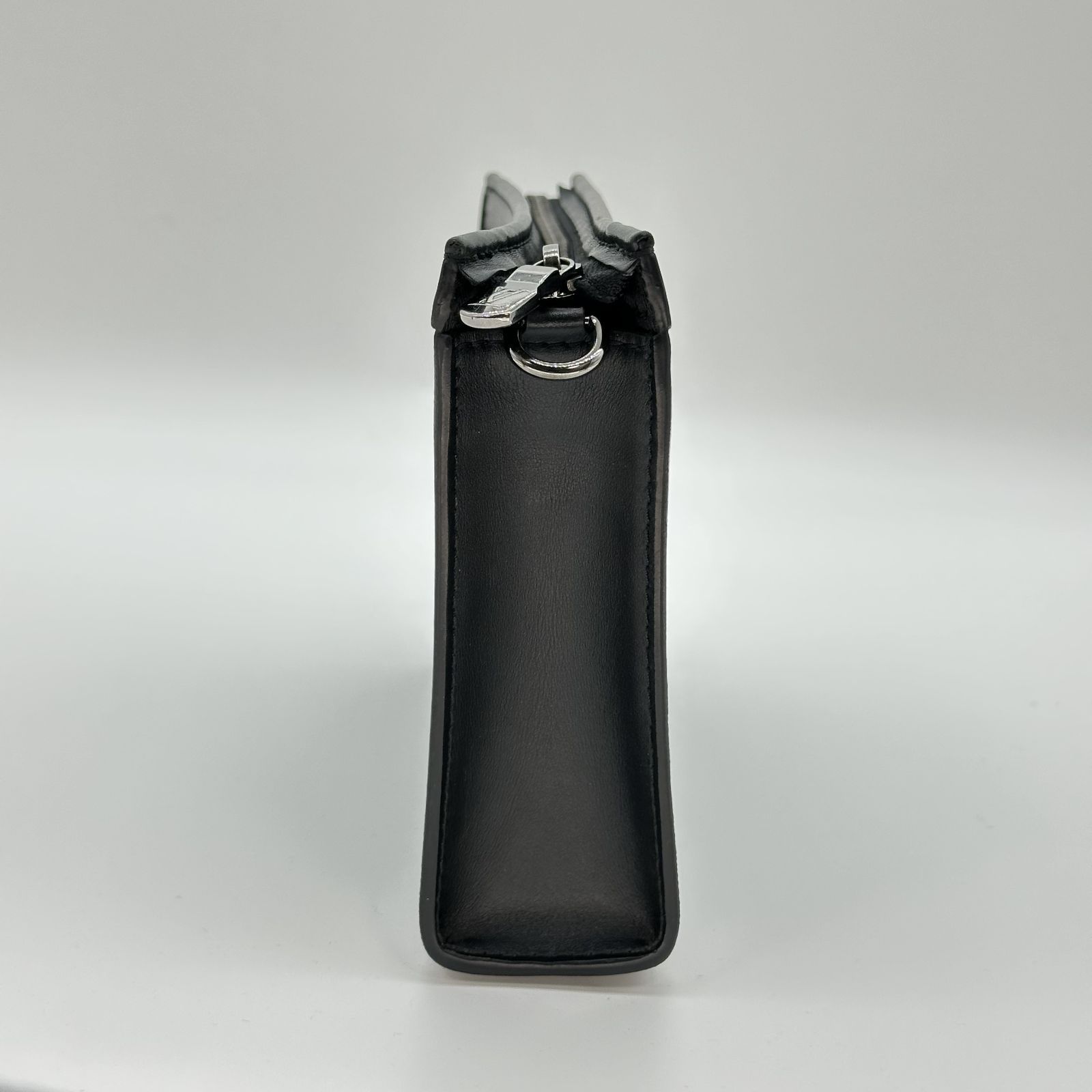 極美品】ルイヴィトン LOUIS VUITTON M81124 モノグラム・エクリプス 