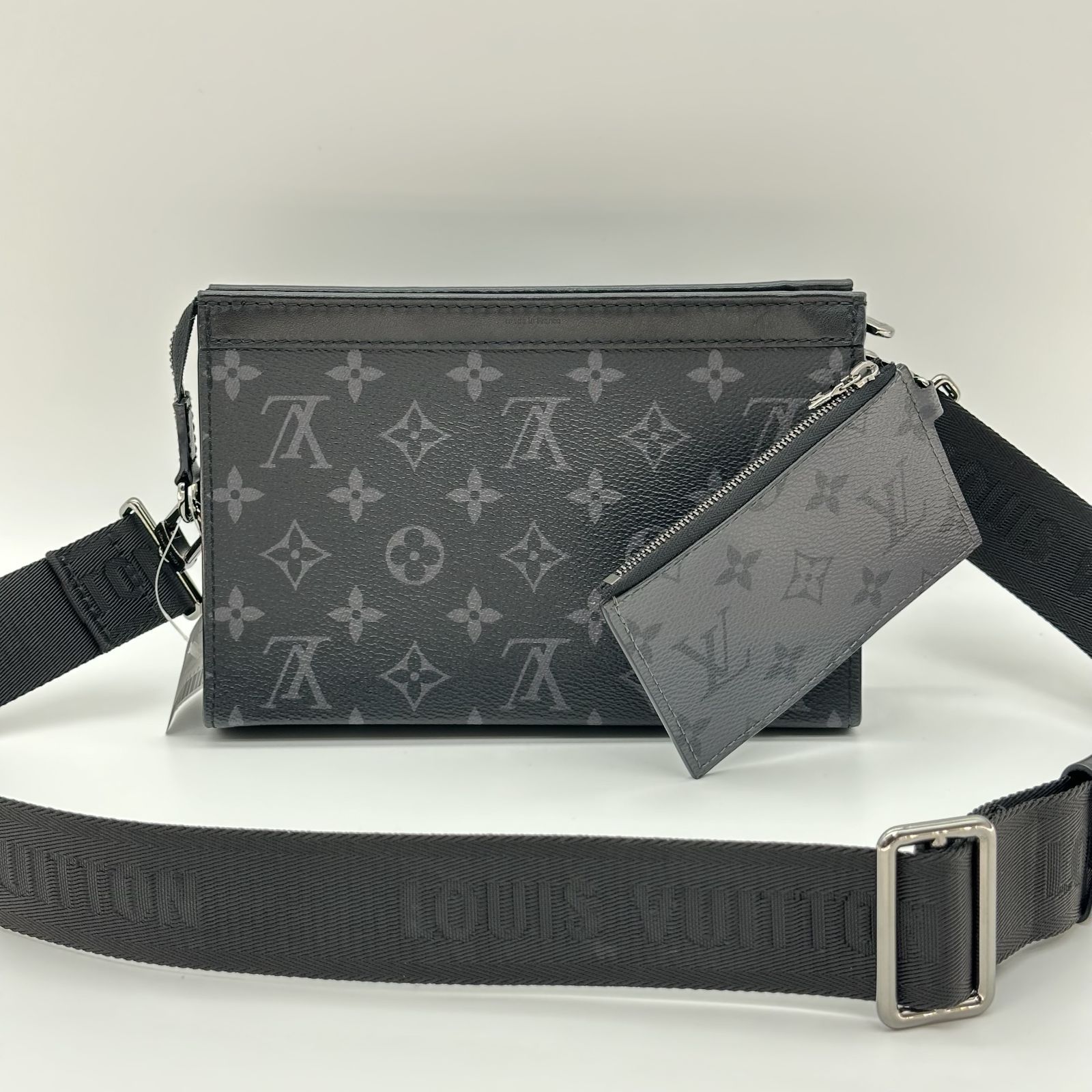 LOUIS VUITTONガストンM81124モノグラムRFIDショルダーバッグ