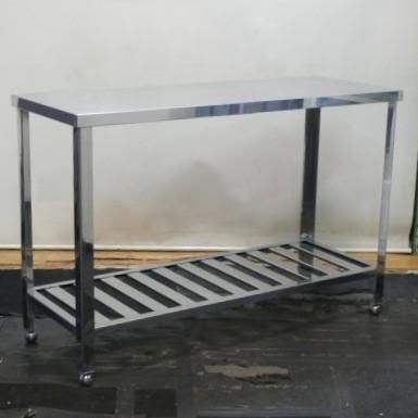 2 業務用 ステンレス 作業台 W1200 D450 H800mm 厨房 W120D45H80cm 下段すのこ アングル脚 2 業務用 ステンレス 作業台 W1200 D450 H800mm 厨房 W120D45H80cm 下段すのこ アングル脚