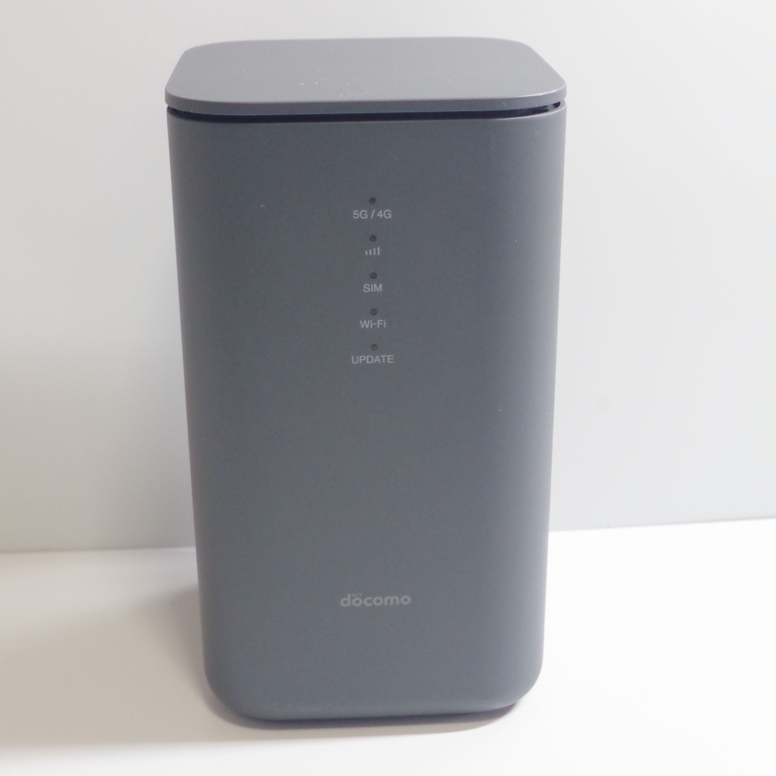 A6166 ドコモ HR02 home 5G ルーター Wi-Fi 本体のみ - メルカリ