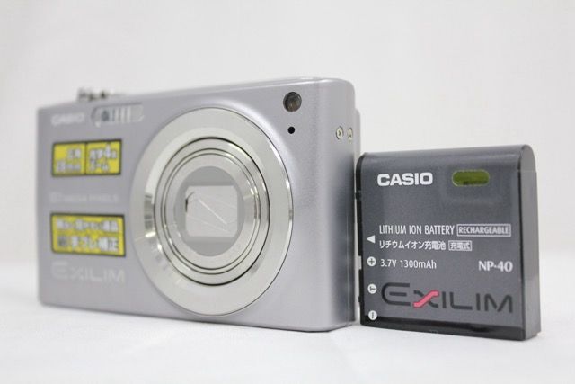 CASIO EXILIM EX-Z200 本体・バッテリー 価格交渉可 カシオ CASIO