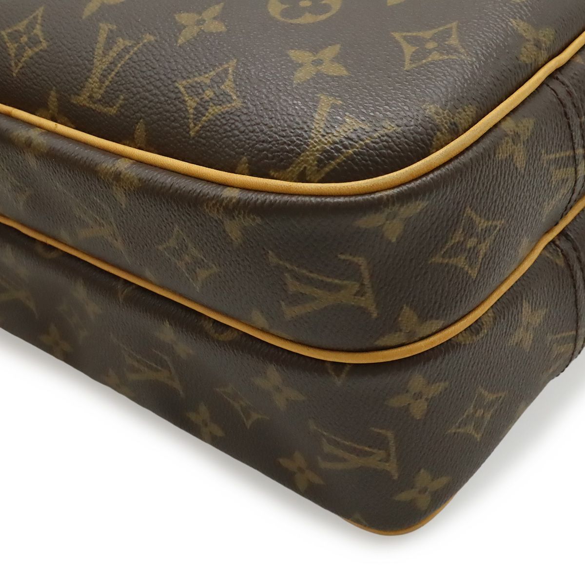 LOUIS VUITTON ルイ ヴィトン モノグラム リポーターPM ショルダー