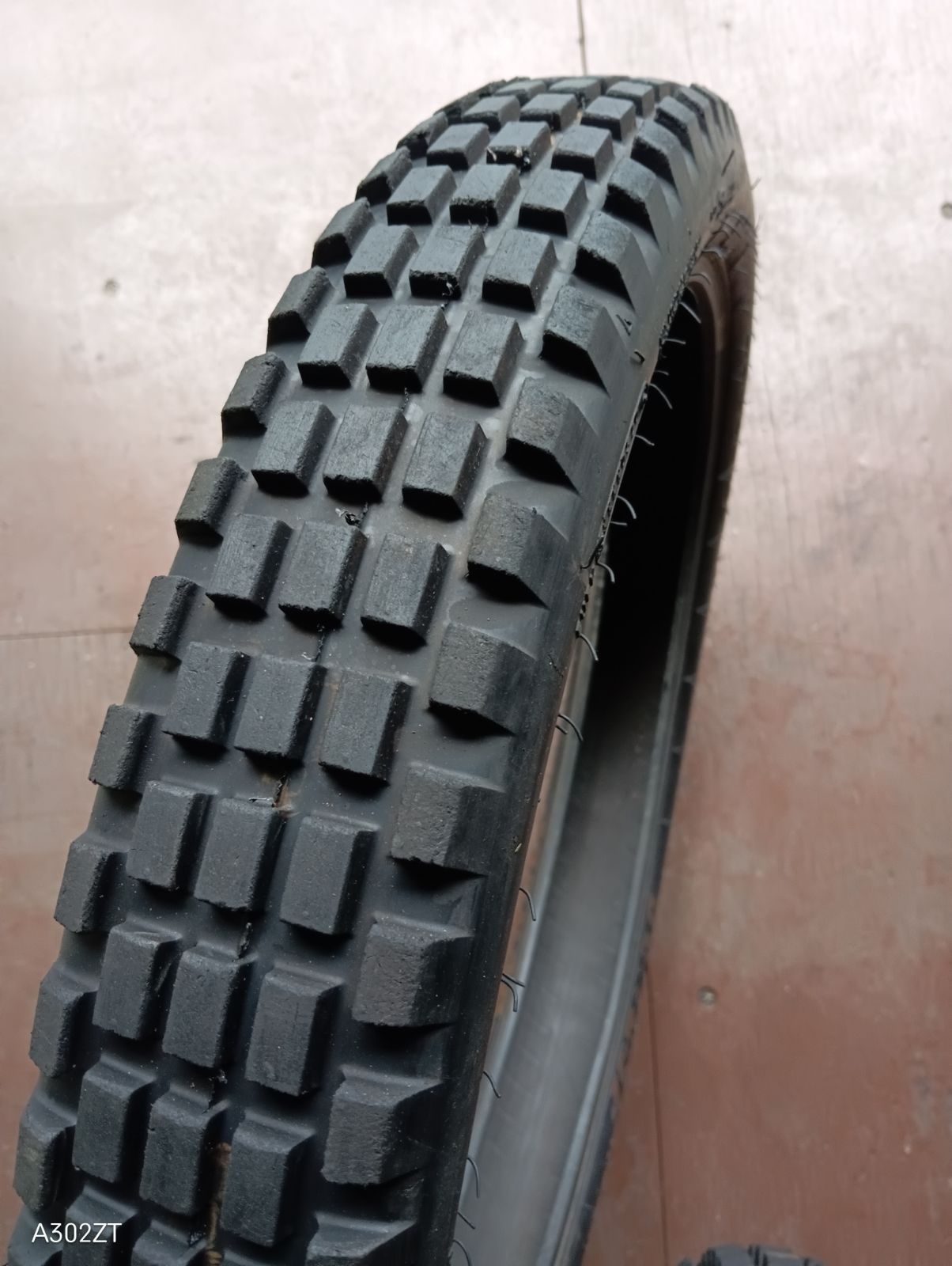 DUNLOP D803GP 前後中古タイヤセット　トライアル　値下げ ダンロップ D803GP 前後セット トライアル 80/100-21 120/100R18 D3-28