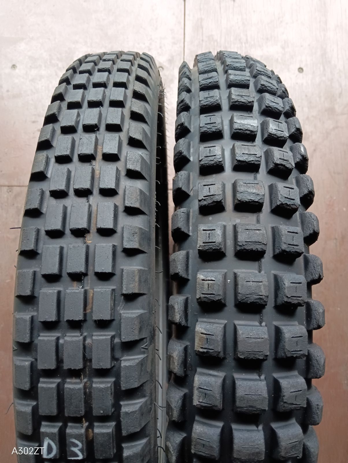 DUNLOP D803GP 前後中古タイヤセット　トライアル　値下げ ダンロップ D803GP 前後セット トライアル 80/100-21 120/100R18 D3-28