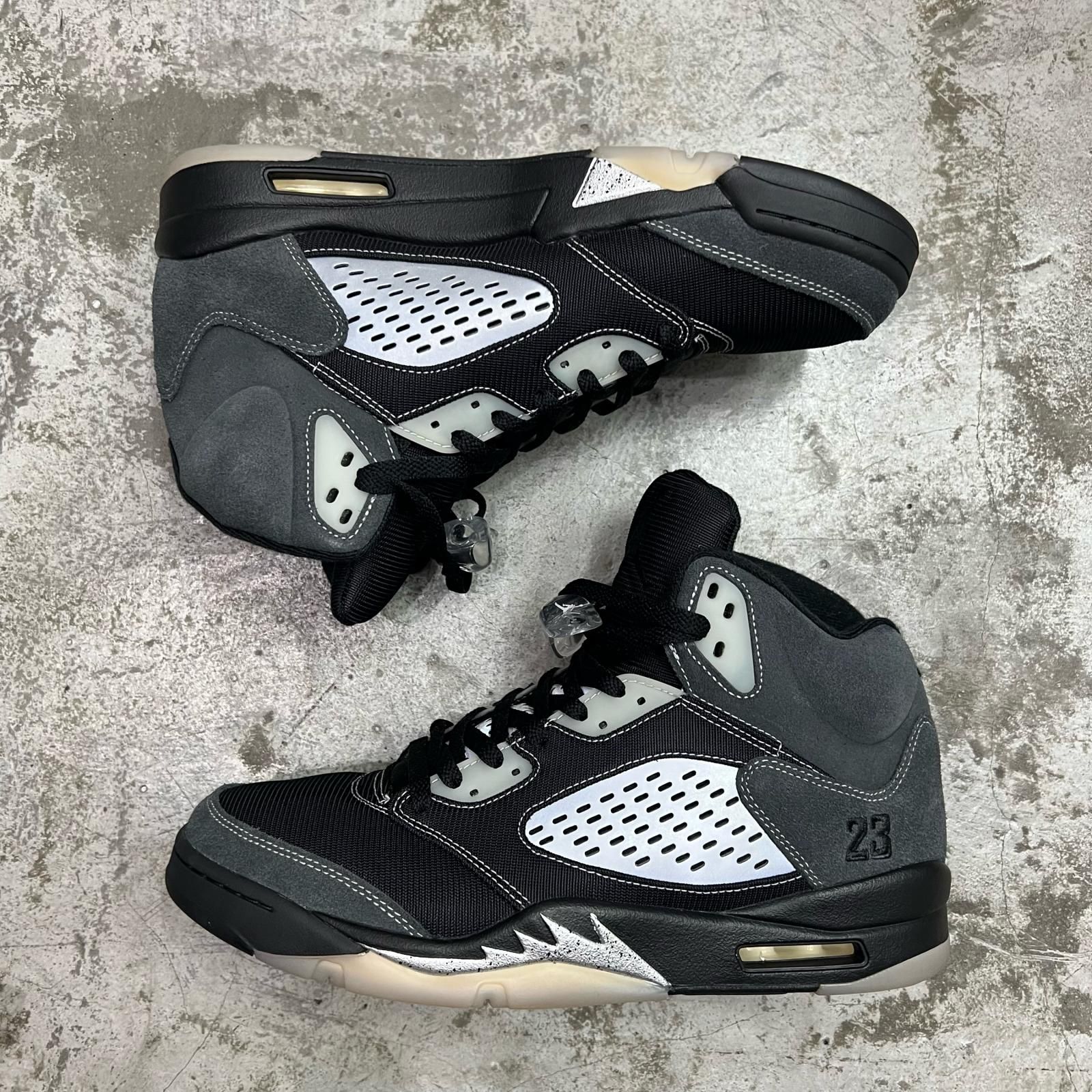 NIKE Air Jordan 5 