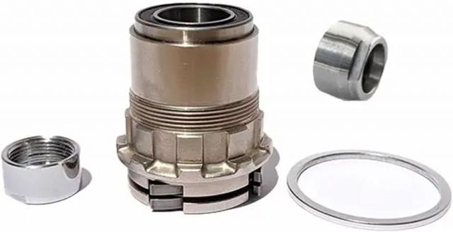 [最短即日発送] Wahoo ゴールド スルーアクスルアダプター フリーハブ KICKR、CORE、MOVE XD/XDR用 送料無料