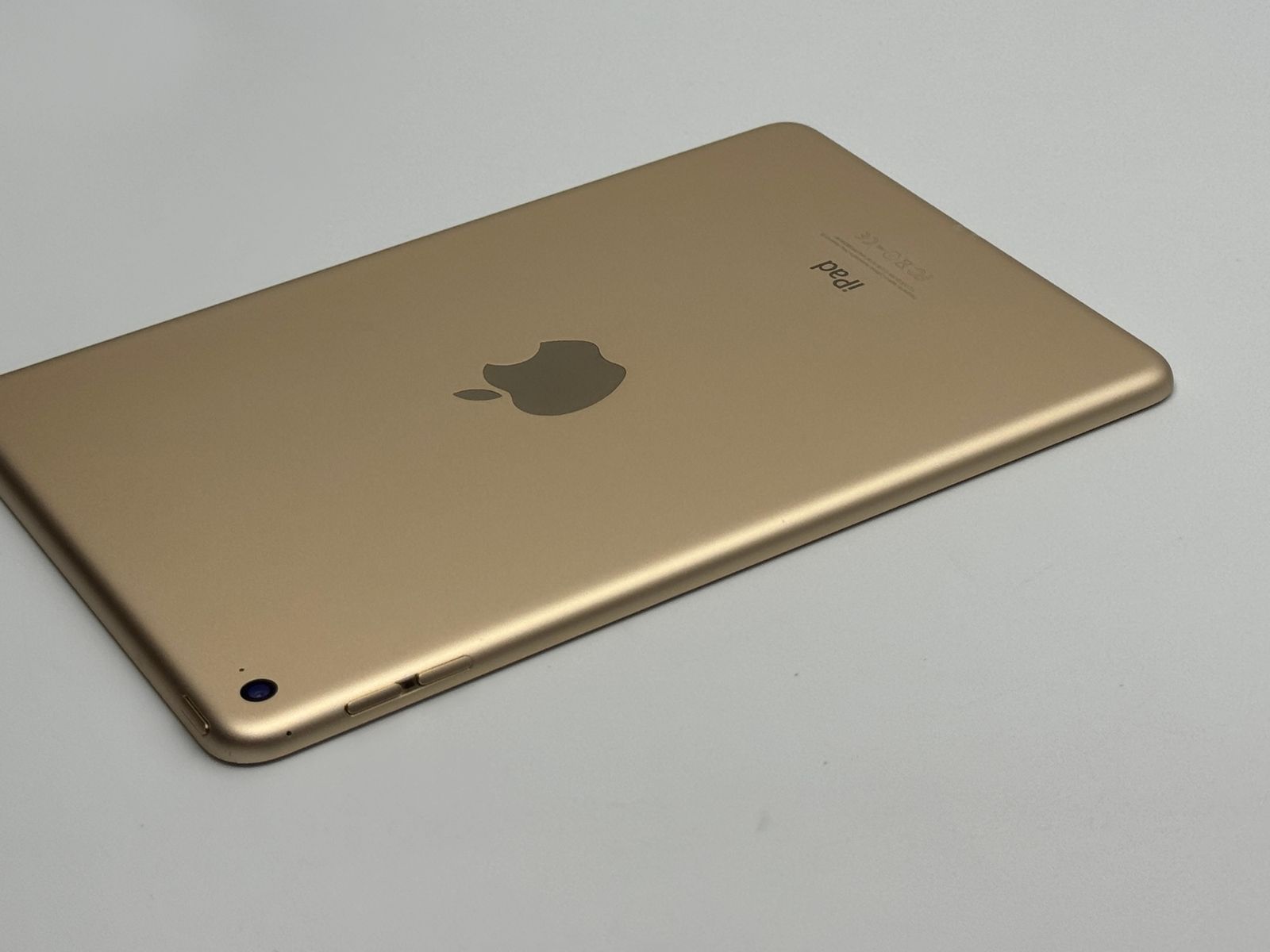 中古C】iPad mini 第4世代 64GB ゴールド Wi-Fi バッテリー【69