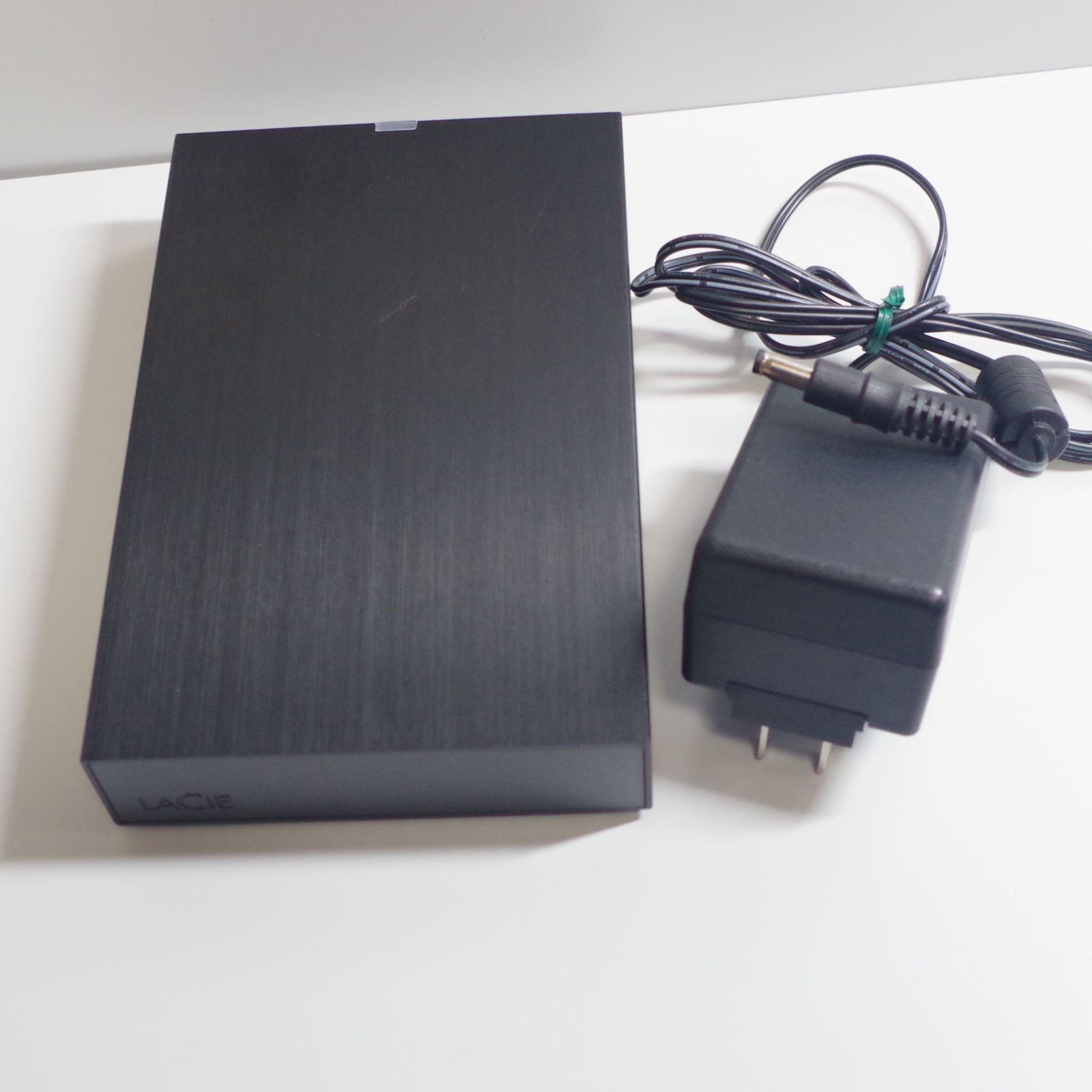 LaCie 外付けHDD 2TB LCH-MND020U3 USB3.0 中古 - メルカリ