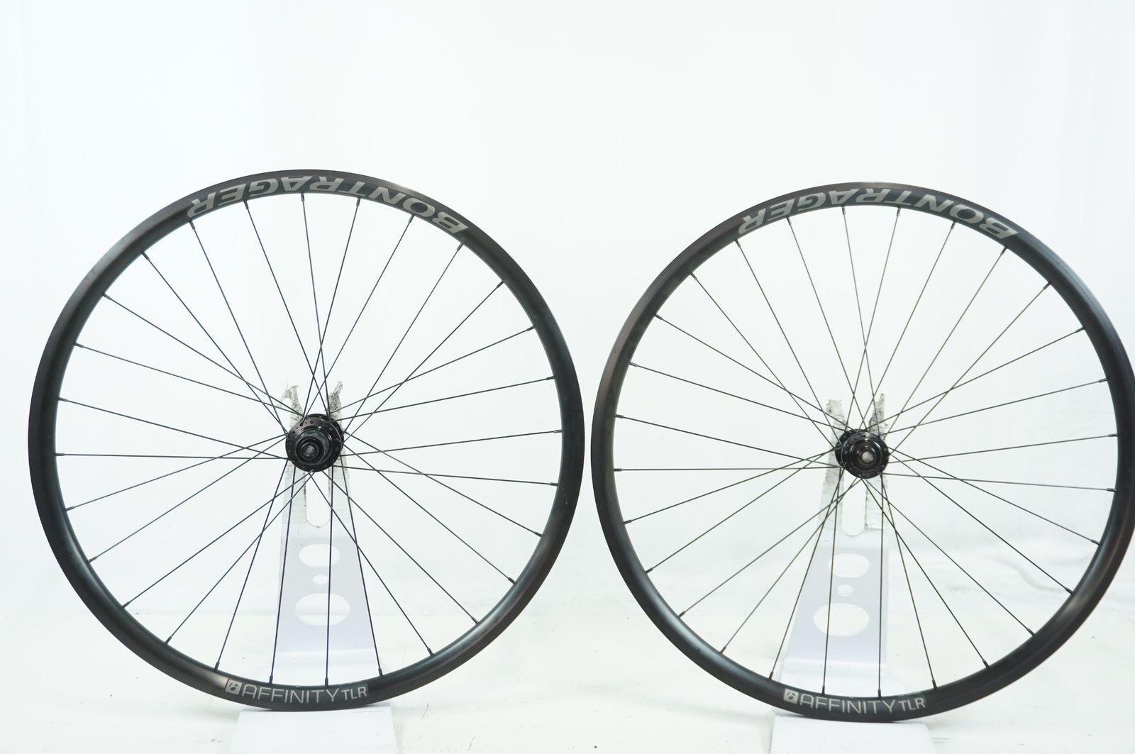 ボントレガー AFFINITY tlr 完組ホイール BONTRAGER 「ボントレガー