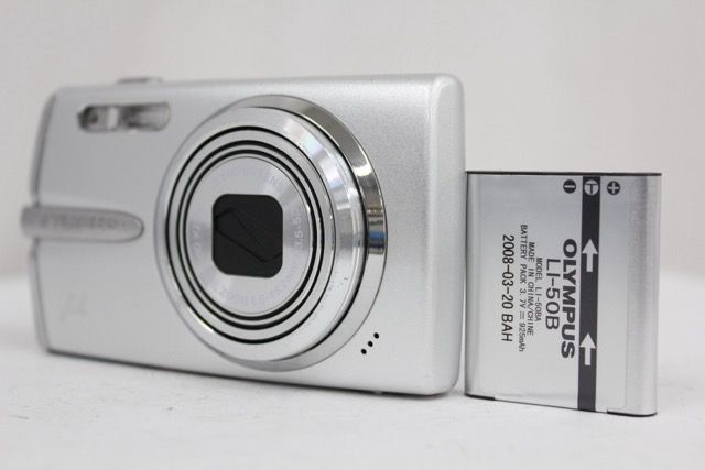 OLYMPUS μ1020 コンパクトデジタルカメラ本体 バッテリー+充電器付き