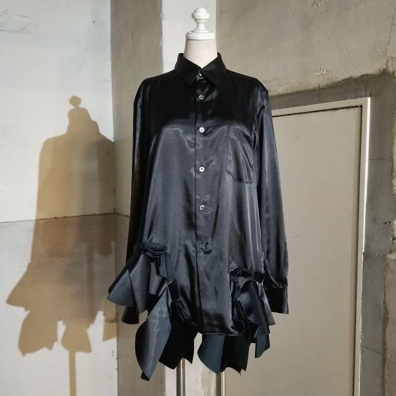 COMME des GARCONS COMME des GARCONS 25ss 裾フリル エステルサテン