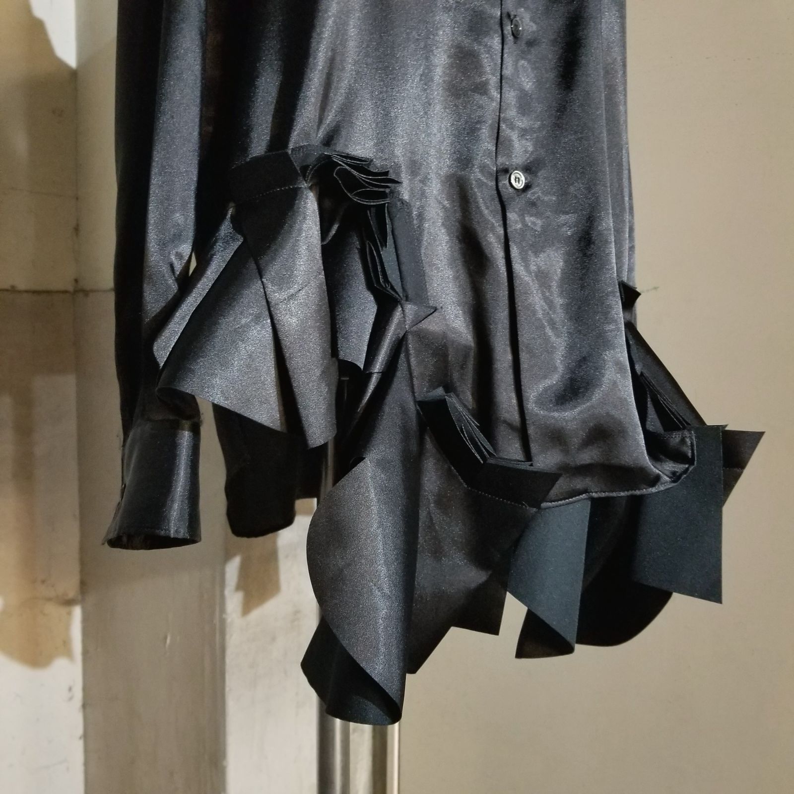 COMME des GARCONS COMME des GARCONS 25ss 裾フリル エステルサテン
