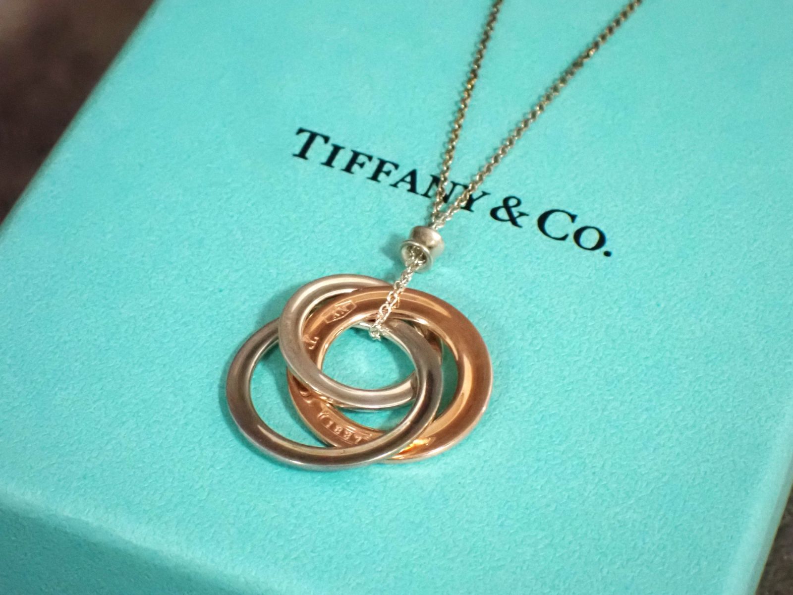 Tiffany & Co. シルバー ネックレス トリプルサークル 箱、巾着付 箱付】TIFFANY&Co. ティファニー トリプルサークル ネックレス