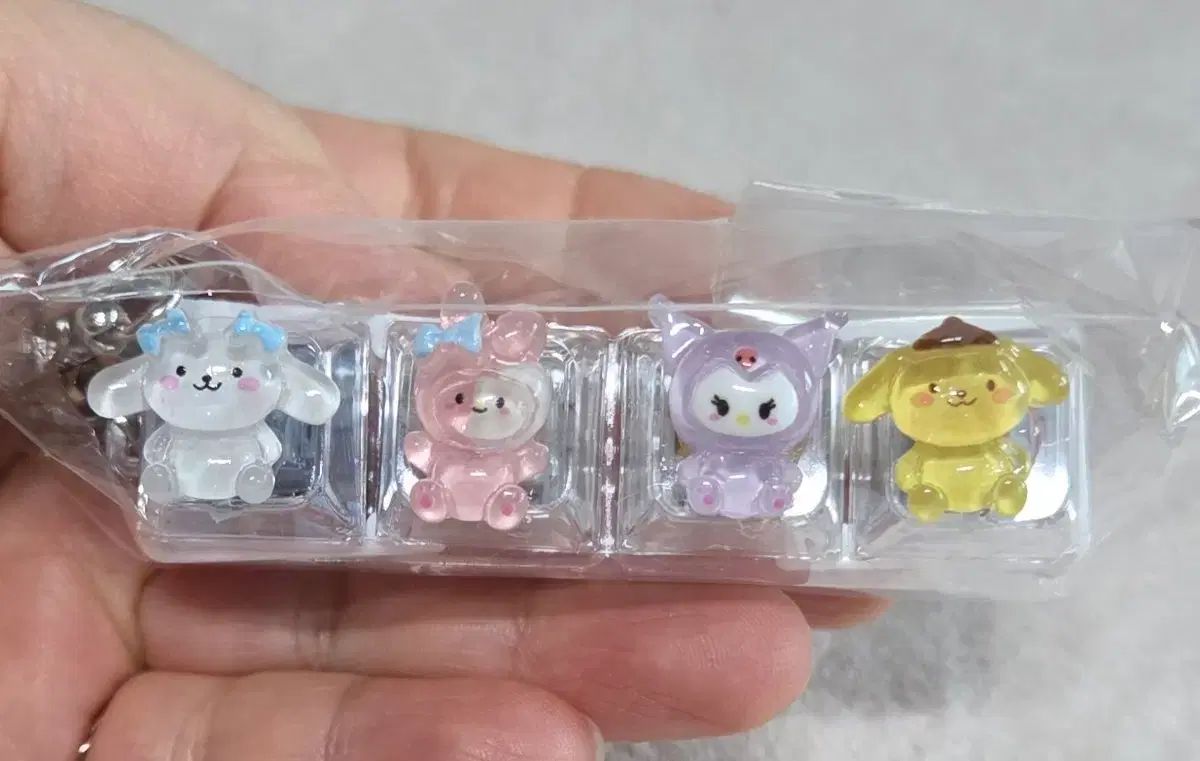 サンリオ 딸깍이 キーホルダー