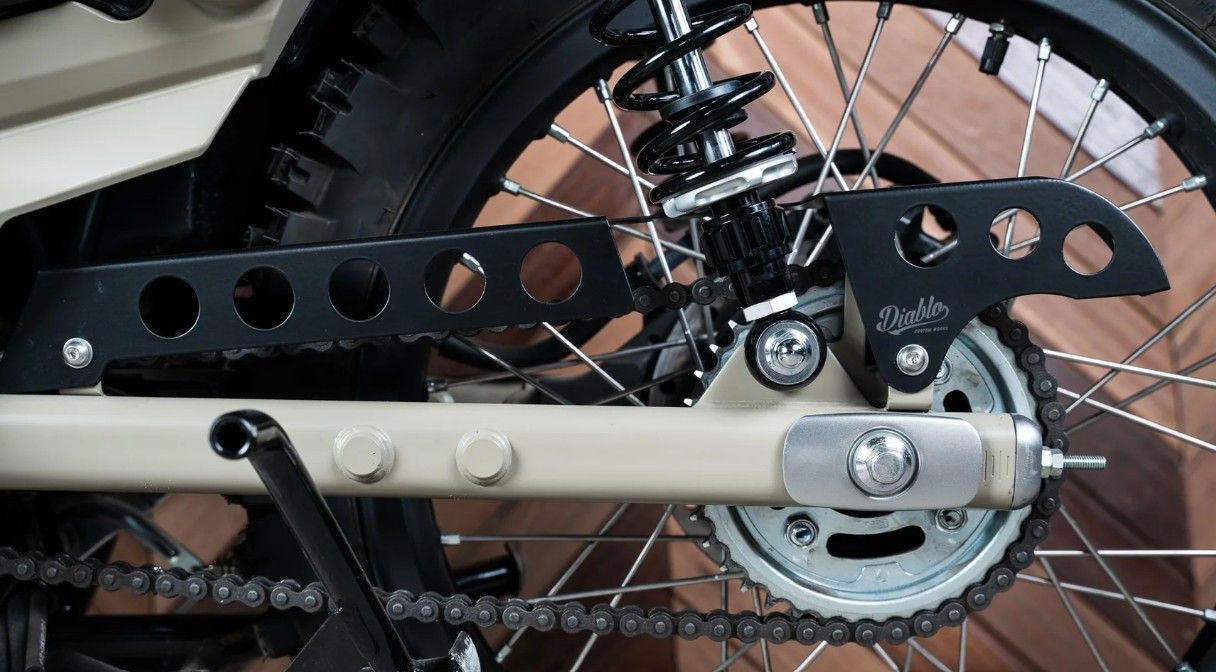 【10%OFF】K-SPEED　CT125用チェーンカバー