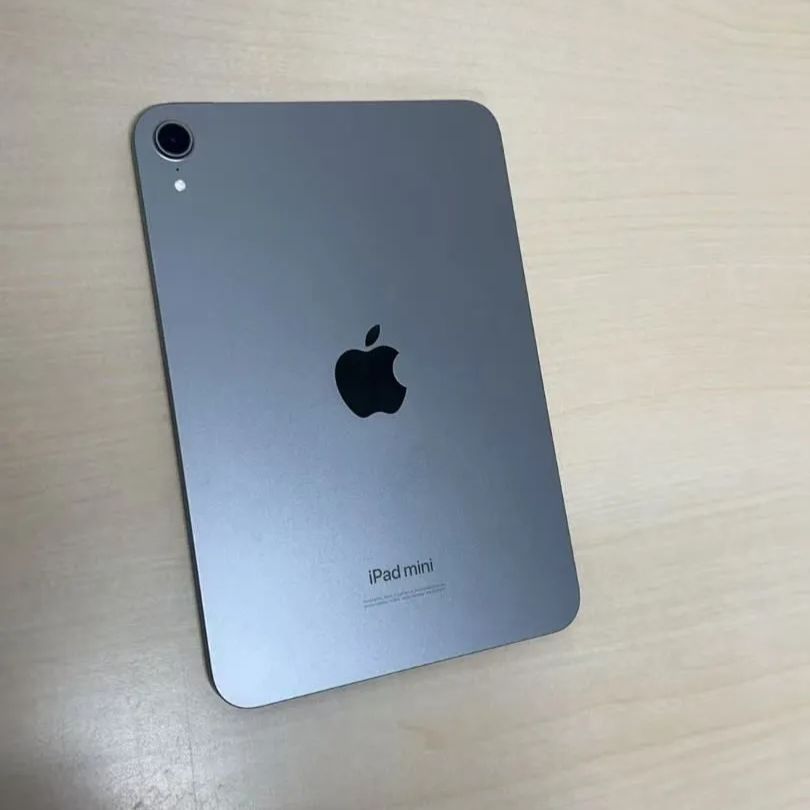 iPad mini 第7世代 128GB スペースグレー 美品 - メルカリ