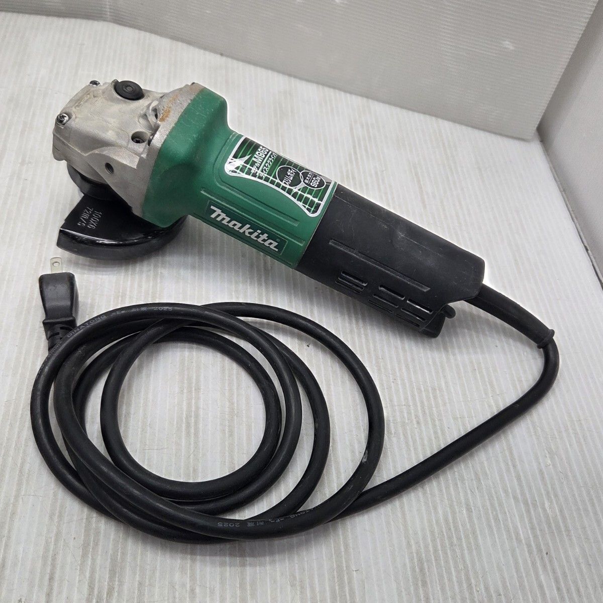 S03845 Makita マキタ 100mm ディスクグラインダ M965 DIY 電動 工具