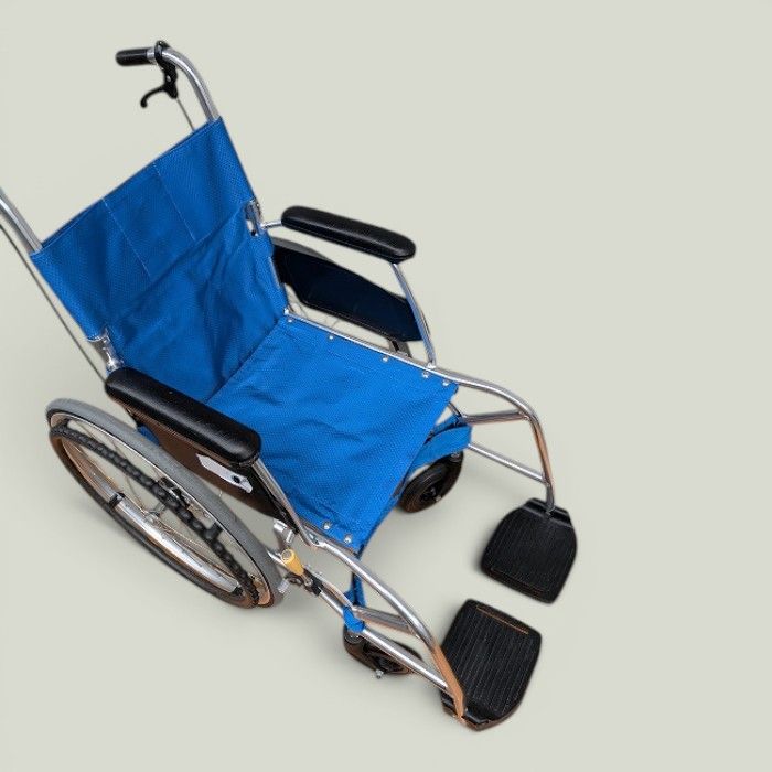 送料無料　ワケアリ　日進 　自走式車椅子　カルハチアルファ　NA-L8α　km-26-0416-19