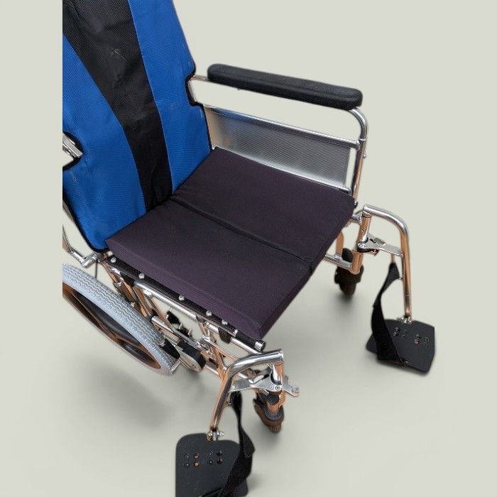 車椅子 K.M 送料無料 ワケアリ 日進医療器 介助式車いす EX-M3 km-26-0416-22