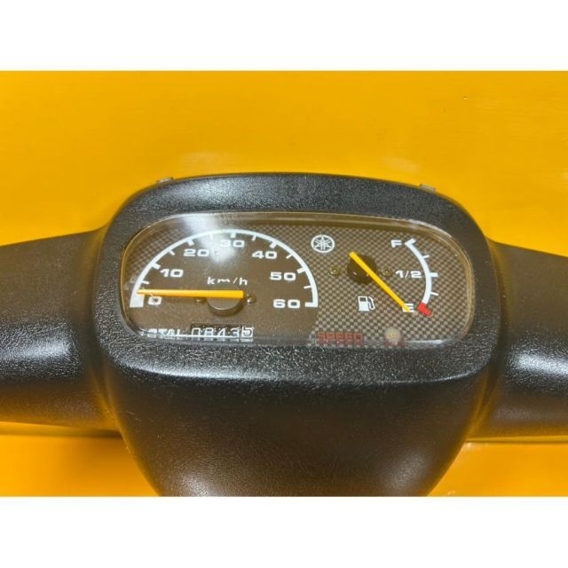 76241 中古 ヤマハ YAMAHA アプリオ50 ４JP フロントカウル メーターカバー 843km