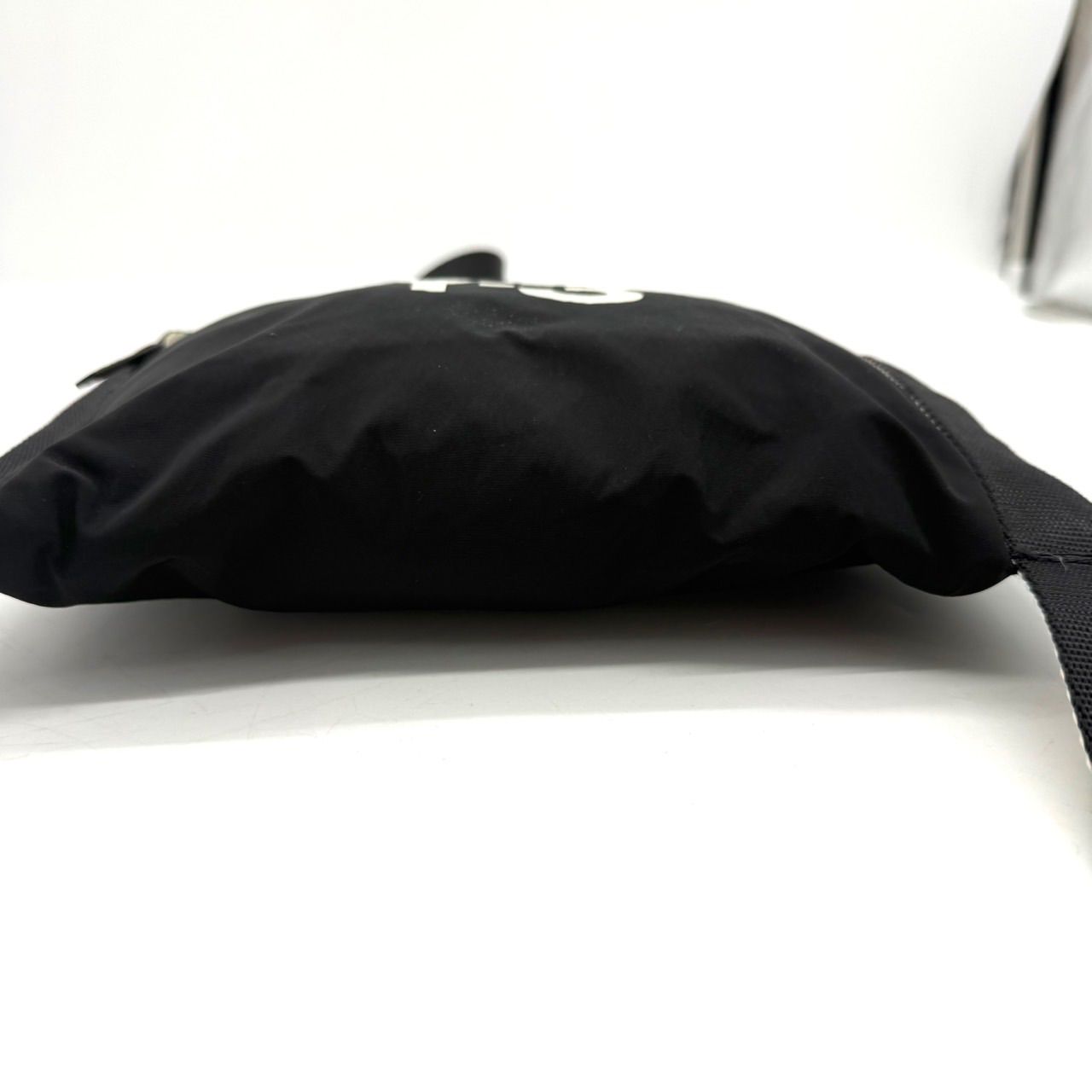 美品】 Y-3 ワイスリー サコッシュ ショルダーバッグ ブラック 黒 ロゴ