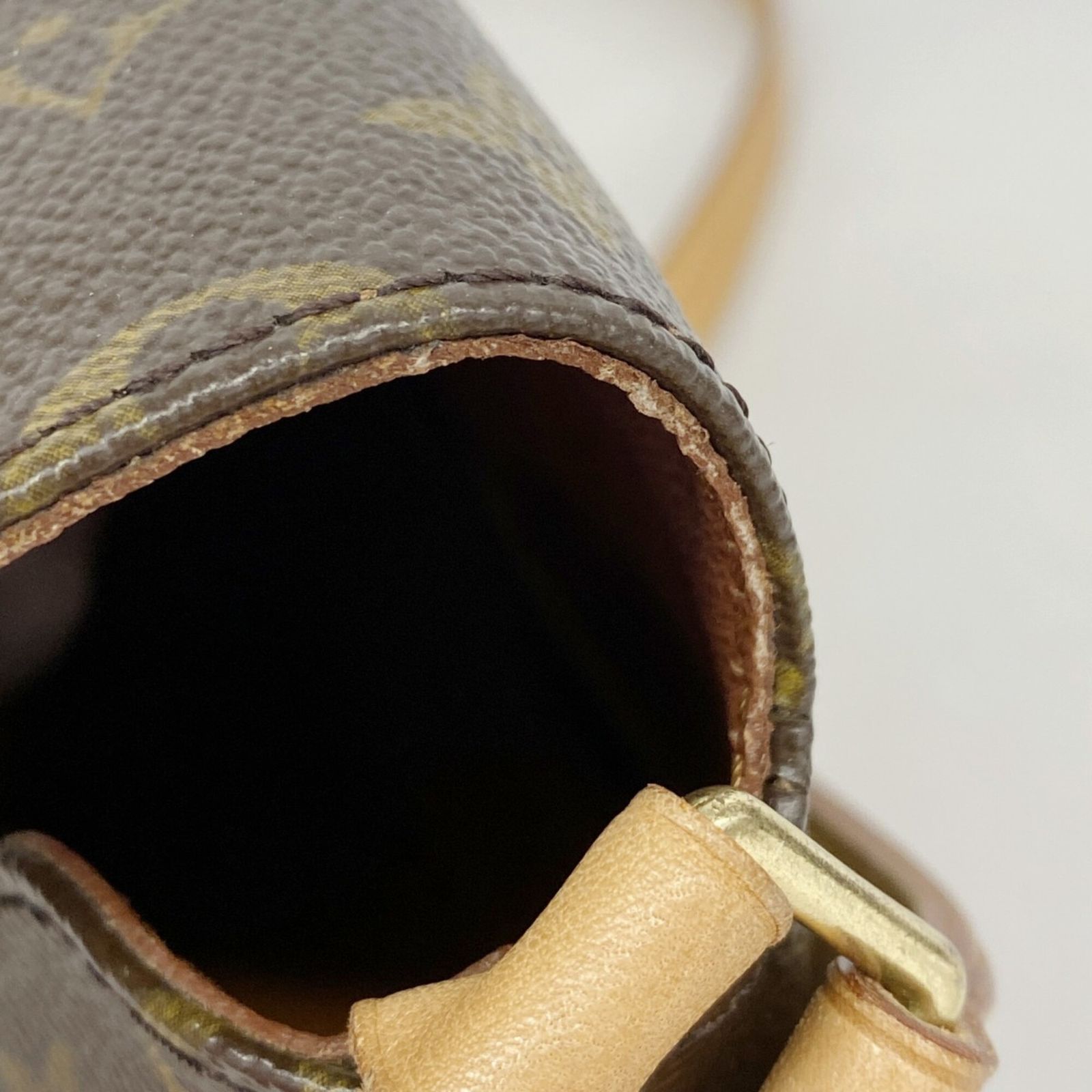 ルイヴィトン　ミュゼットタンゴロングストラップ LOUIS VUITTON（ルイ・ヴィトン） ミュゼットタンゴ ロングストラップ