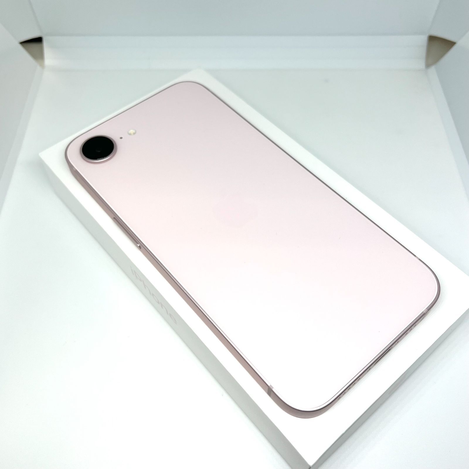 iPhone17e 256GB ソフトピンク 美品 SIMフリー - メルカリ