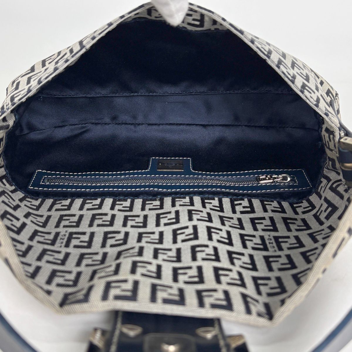 フェンディ FENDI ズッキーノ柄 マンマバケット ショルダーバッグ 