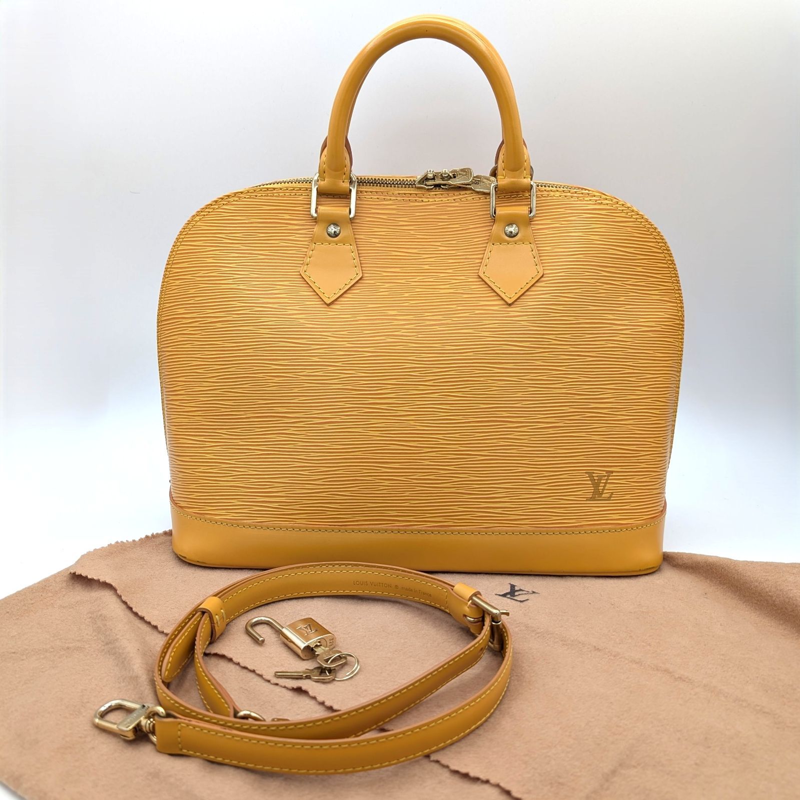 LOUIS VUITTON ルイヴィトン エピ アルマ PM ハンドバッグ イエロー 