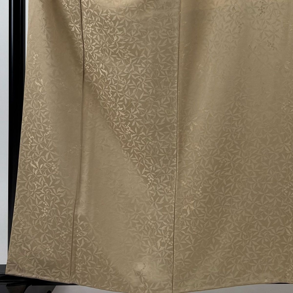 色無地 身丈161cm 裄丈66cm 正絹 秀品 【中古】 美品】 小紋 身丈161cm 裄丈66cm 正絹 秀品 【中古】の通販 by